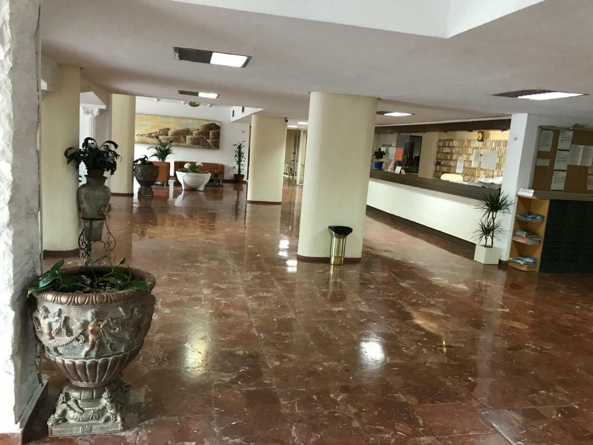Estudio Vacacional Benalmadena Playa Esterno foto